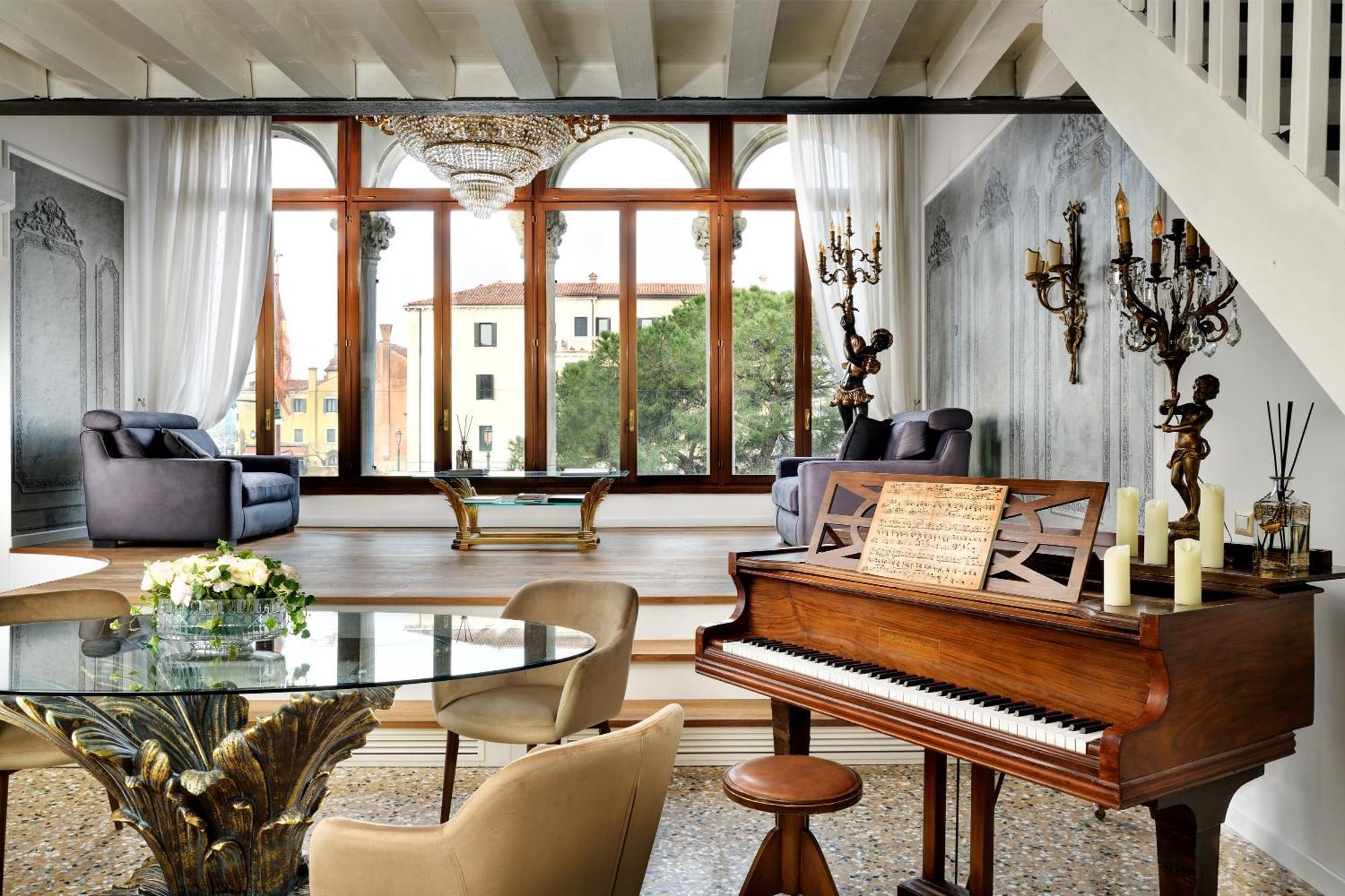 Apartament Swan Dolcevita Prestige - Canal View & Exclusive Experience *